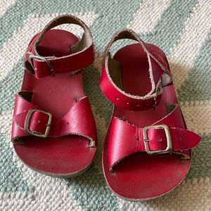 Red Saltwater Sun Sandals sz 6